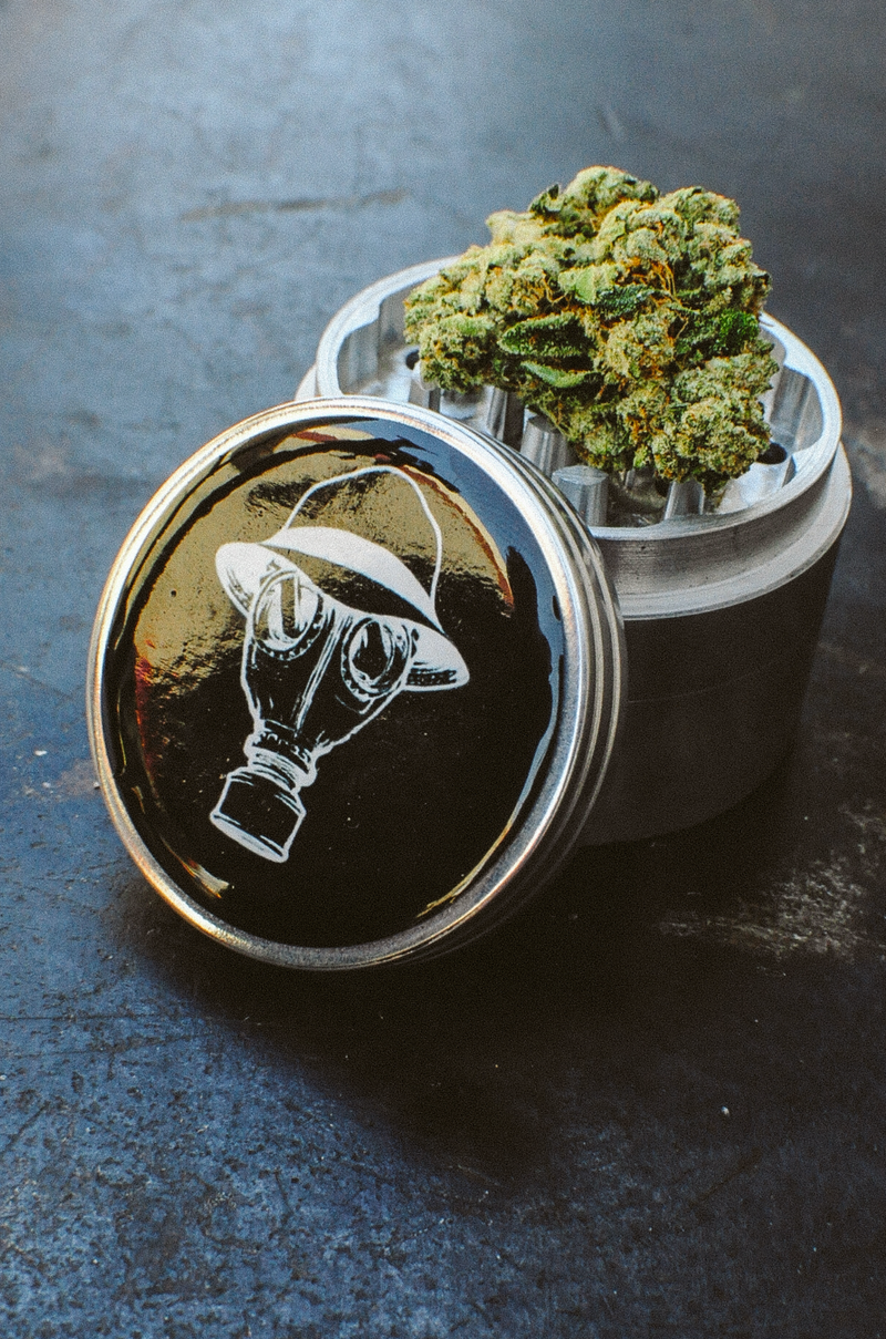 psycho-realm-gas-mask-grinder-2.png